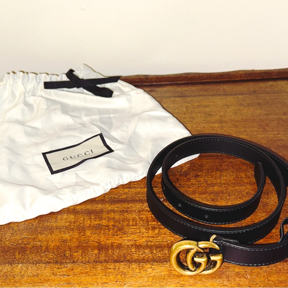 A BRAND NEW GUCCI BELT